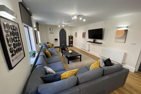 R3 @ Attenborough House, Beeston, NG9 2PA - Photo 2