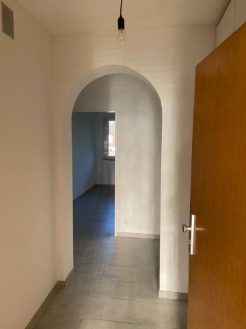 Renovierte 2 Zimmer-Wohnung in Grafenwald mit Fußbodenheizung - Photo 2