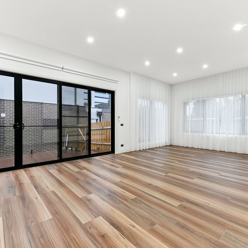 1/21 Olinda Street, Glen Waverley - Photo 1