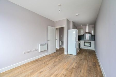 1 bedroom apartment to rent - Photo 2