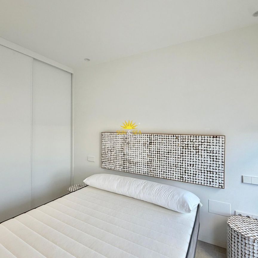 PENTHOUSE WITH 2 BEDROOMS AND 1 BATHROOM - Photo 1