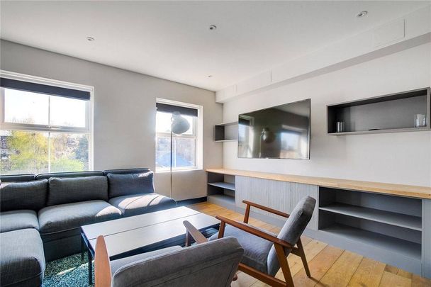 Studio to rent - Photo 1