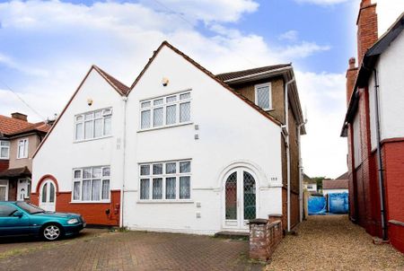 3 bedroom semi-detached house to rent - Photo 5