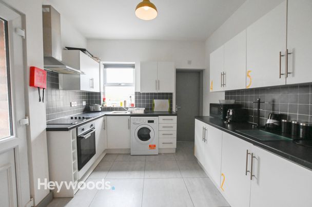 1 bed house of multiple occupation to rent in Waterloo Road, Hanley, Stoke-on-Trent - Photo 1