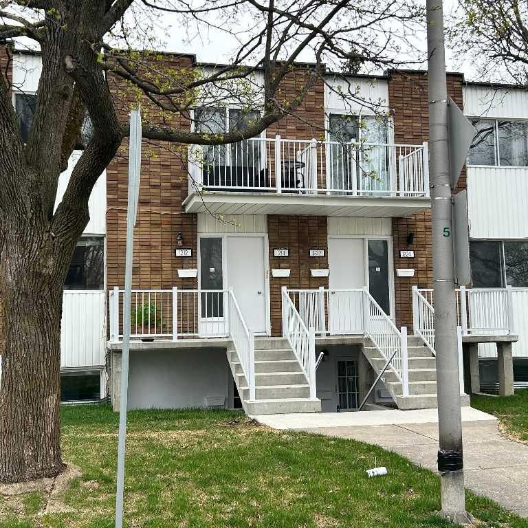 Superbe 4 ½ à louer – Saint-Bruno de montarville à louer - Photo 1