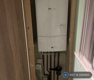 2 bedroom terraced house to rent - Photo 6