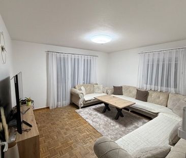 Rent a 4 rooms apartment in Wangs - Photo 3