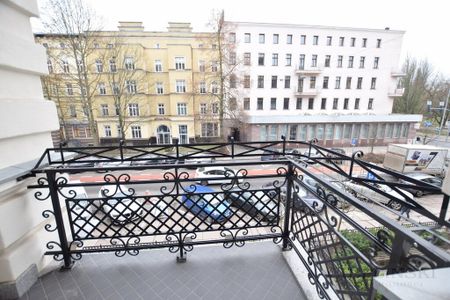 Wynajem Ekskluzywny Apartament /Centrum przy Parku - Zdjęcie 2