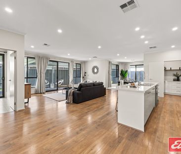 Stunning and Stylish 4 Bedroom Home - Photo 1