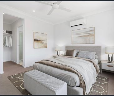 Modern Family Luxury with Solar Efficiency – Heart of Covella Estate - Photo 6