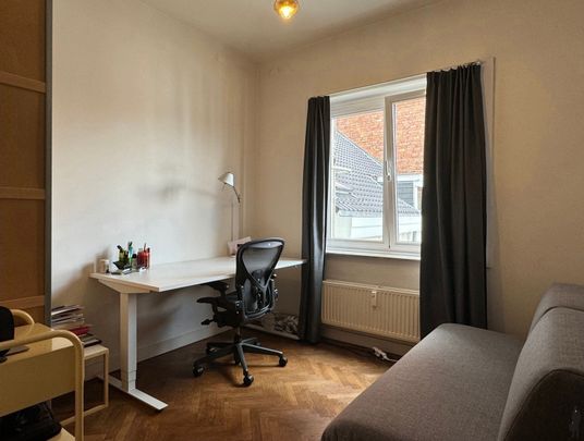 Ruim appartement met 2 slaapkamers in Antwerpen Centrum! - Foto 1