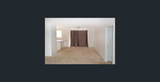 VILLA: CONVENIENCE OF LOCATION (CBD) - Photo 1