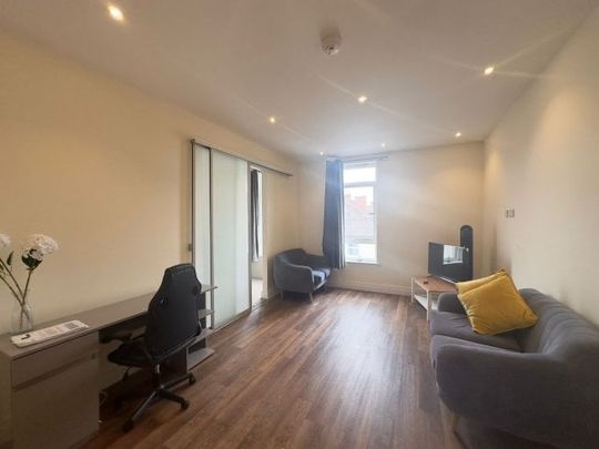 Villiers House, Leamington Spa, CV32 - Photo 1
