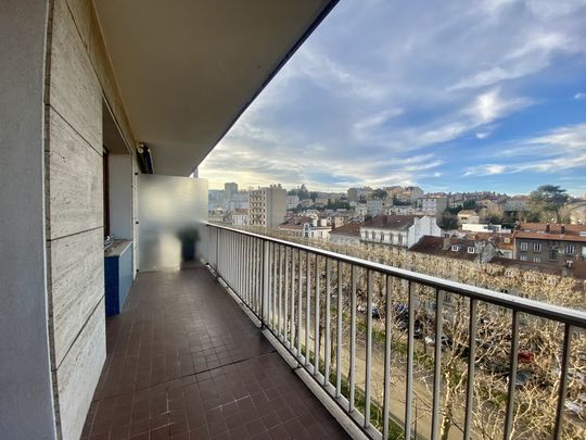 T3 de 99m² avec terrasse + balcon - Cours Fauriel - Photo 1