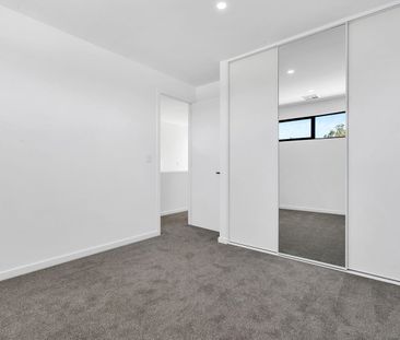 Brand New 3-Bedroom Townhouse in a Convenient Seaton Location - Photo 4