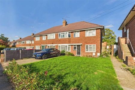 Larchfield Road, Maidenhead, Berkshire, SL6 - Photo 3