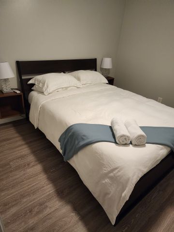 For Lease - 425 Cobblehill Drive Unit# Basement, Oshawa, Ontario - Photo 3