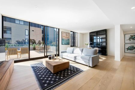 Fully Furnished Architectural Elegance & Outdoor Grandeur in West End Residences - Photo 2