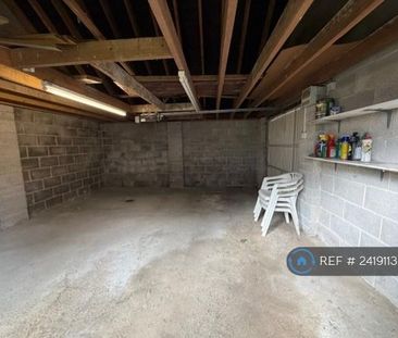 4 bedroom terraced house to rent - Photo 3