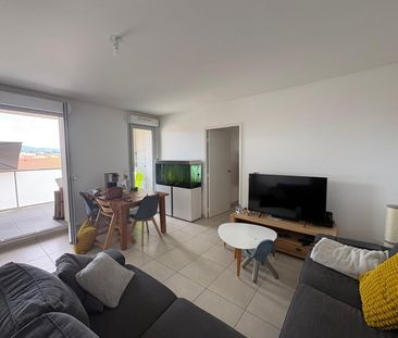 Location Appartement 3 pièces 65m² VILLEFRANCHE SUR SAONE 69400 - Photo 2