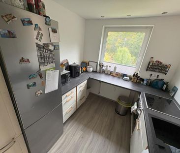 Vollständig möblierte 2-Zimmer-Wohnung für 1 Jahr Zwischenmiete - Photo 1