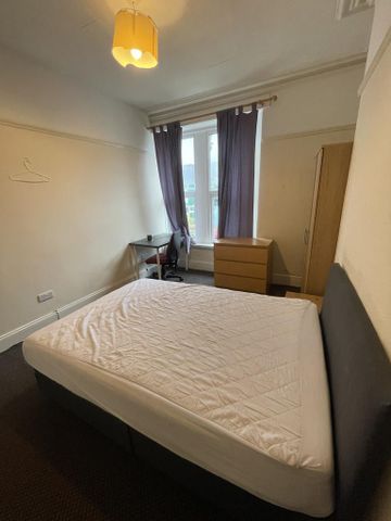 4 bedroom house share to rent - Photo 3