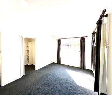 Easy living family home - Photo 6