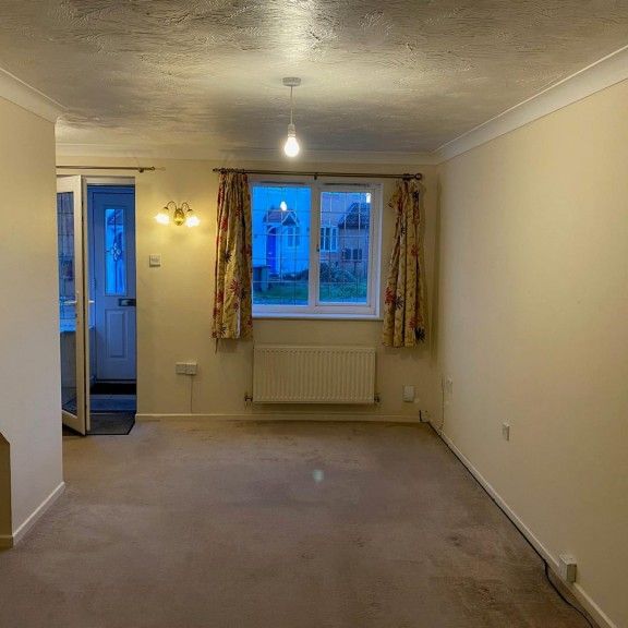 2 BED House To rent - Photo 1