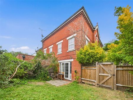 Cross Deep, Twickenham, TW1 - Photo 3