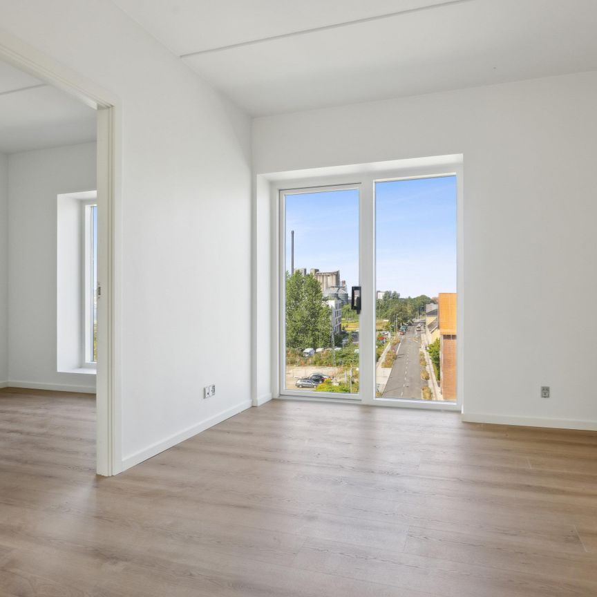 <b>Luft, lys og aftensol – moderne 3-værelses i Teglgaarden</b> - Photo 1