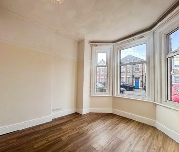 3 bedroom apartment to rent - Photo 1