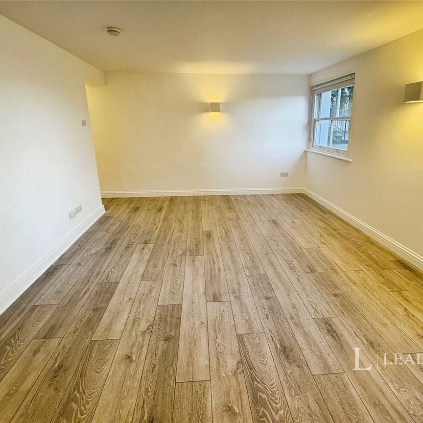 1 bedroom studio to rent Buckingham Place, Brighton, East Sussex, BN1 - Photo 1