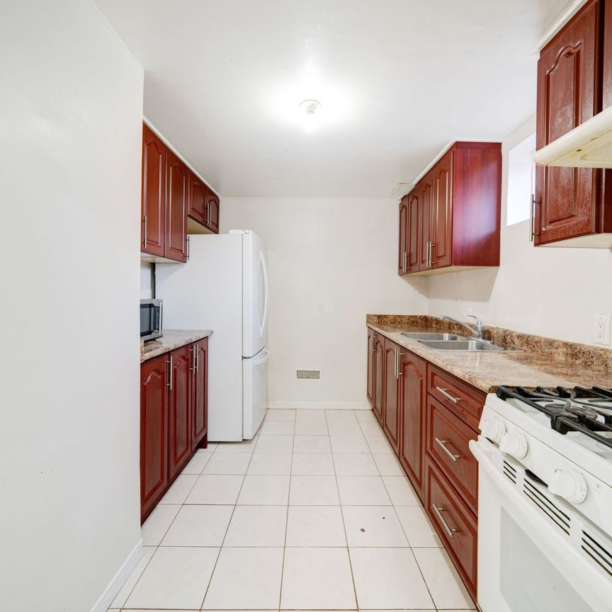 For Lease - 5 Claresholme Drive, Toronto, Ontario - Photo 1