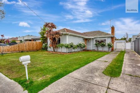 “Modern Touch, Contemporary Edge” - Photo 2