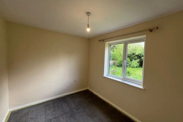 Boulters Way, STOWMARKET - Photo 1