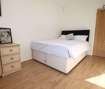 Broadfield Walk, Birmingham City Centre, B16 - Photo 1