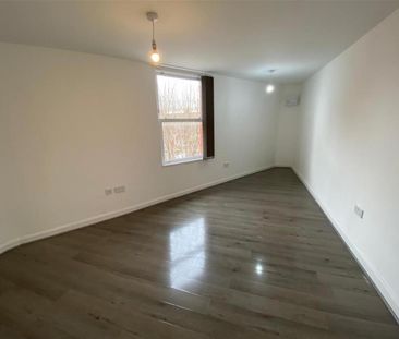1 bedroom Flat To Let - Photo 5
