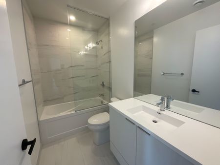 For Lease - 8 Interchange Way Unit# 6011, Vaughan, Ontario - Photo 5
