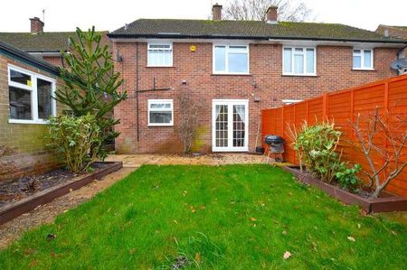 Reeve Road, Reigate, Surrey, RH2 - Photo 5