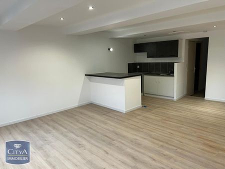 Location Appartement 5 pièces 105m² CLERMONT L HERAULT 34800 - Photo 2