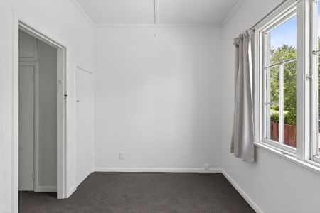 Prime Whataupoko Location For Rent! - Photo 2