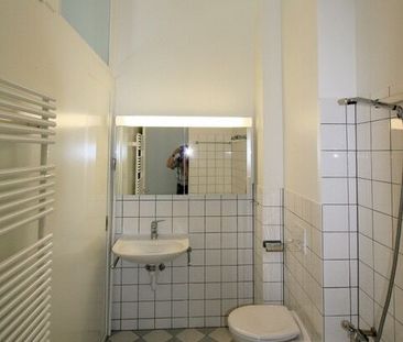 Exclusive 5.5-room apartment in the heart of Basel (temporarily unt... - Photo 2