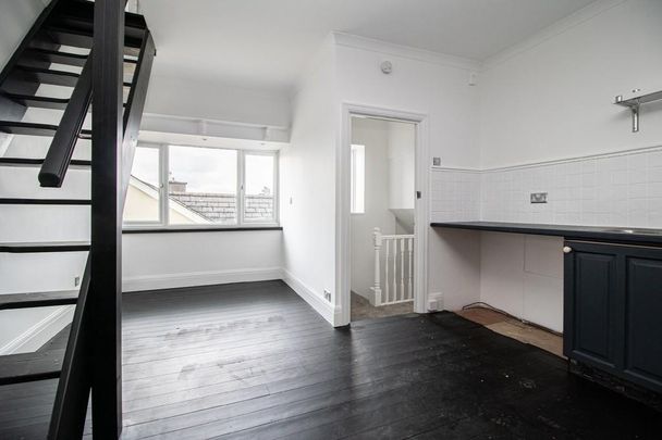 3 bedroom flat to rent - Photo 1