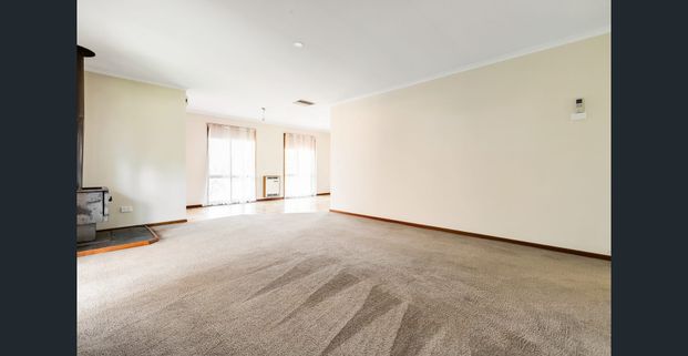 Charming Family Home in Irymple - Photo 1