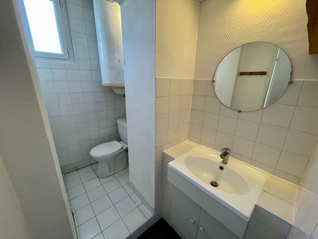 A Louer - Nantes St Donatien - Appartement 2 Pièces De 42.79 M² - Photo 3