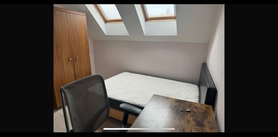 Room in a Shared House, Rosehip Road, CB4 - Photo 2