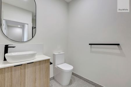 6 Angelina Terrace, Truganina VIC 3029 - Townhouse For Rent | Domain - Photo 3