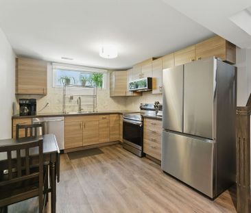 For Lease - 770 Applewood Crescent Unit# 1, Milton, Ontario - Photo 3