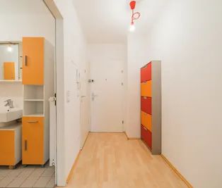 Single- oder Pärchenwohnung beim Mortarapark - Photo 3