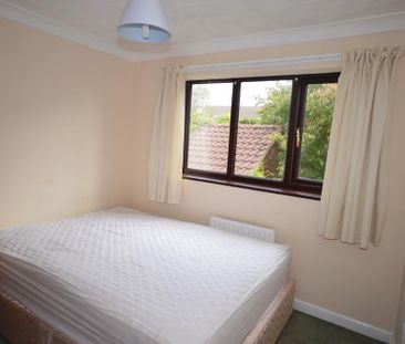 Poole Drew Close Talbot Village, BH12, Dorset - Photo 5